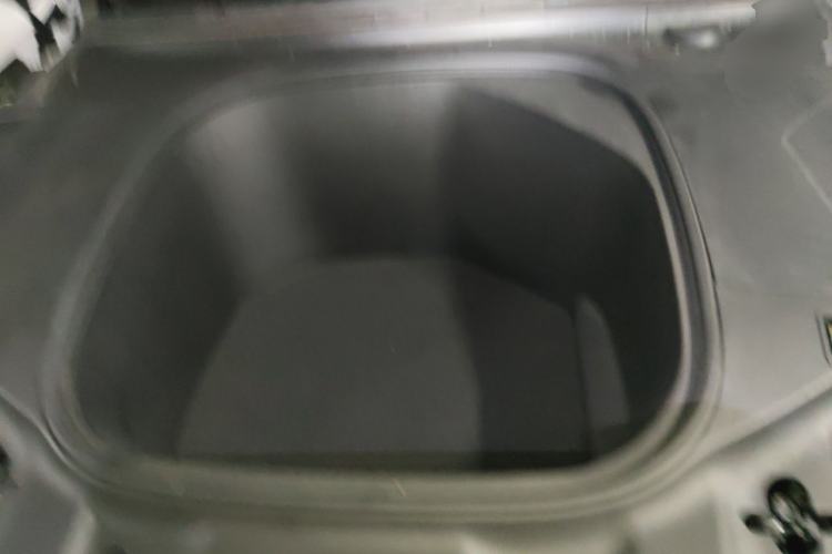 Used XPeng P7 2020 586N Engine Bay