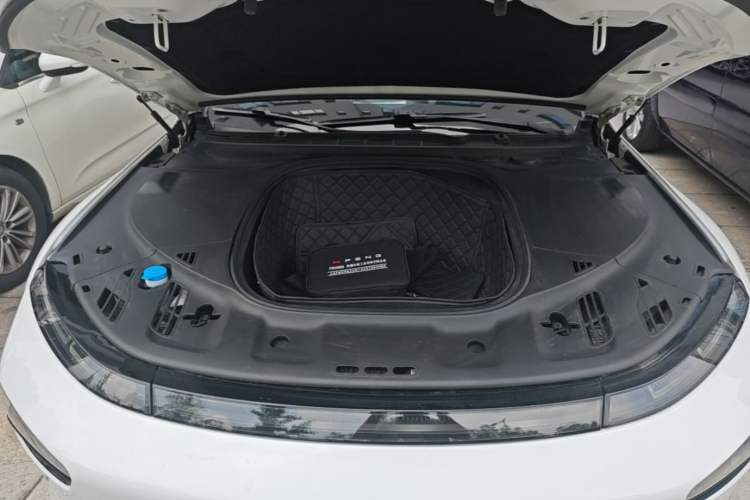 Used XPeng P7 2020 670E Engine Bay