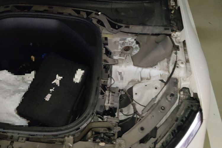 Used XPeng P7 2020 670N Engine Bay Left