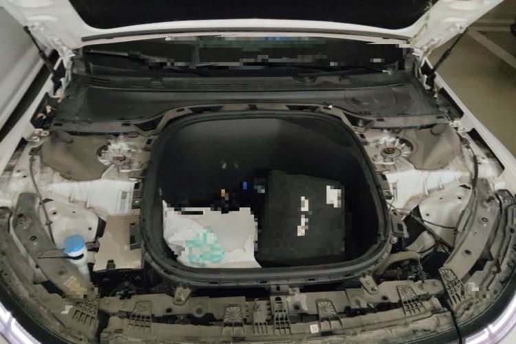 Used XPeng P7 2020 670N Engine Bay