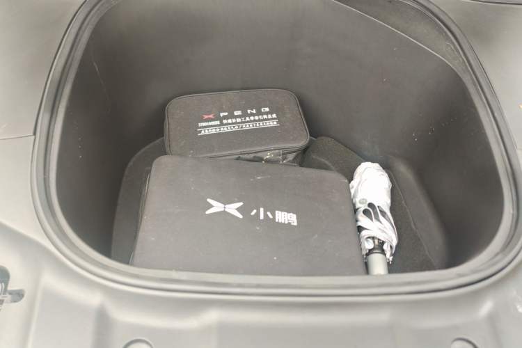 Used XPeng P7 2020 706G Engine Bay