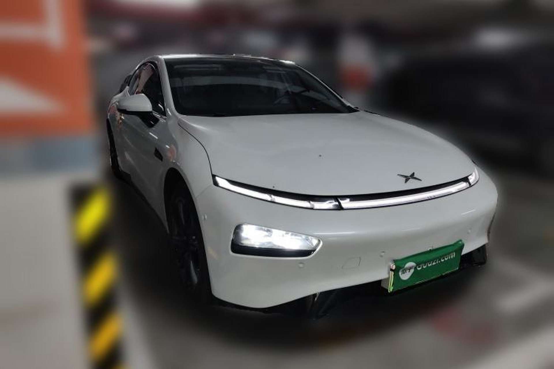 Used XPeng P7 2020 670E Exterior 2