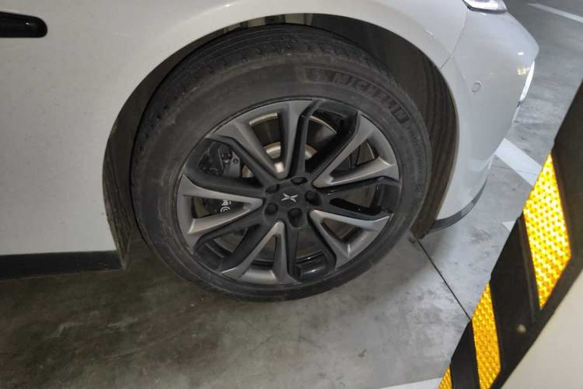 Used XPeng P7 2020 670E Exterior 7