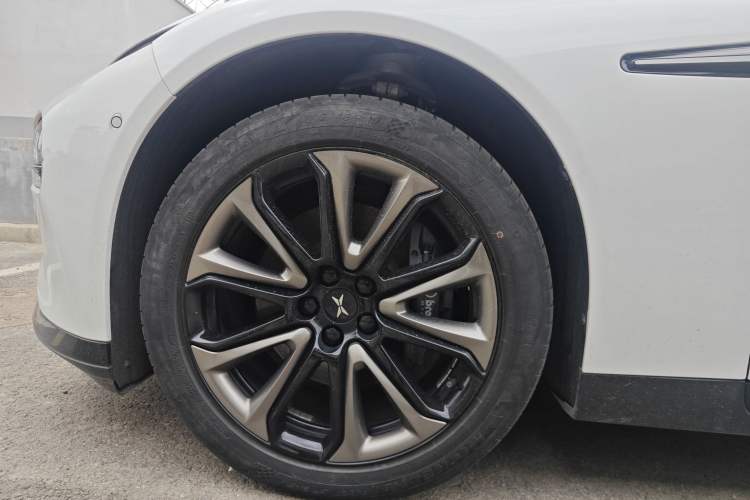 Used XPeng P7 2020 670N Exterior 7