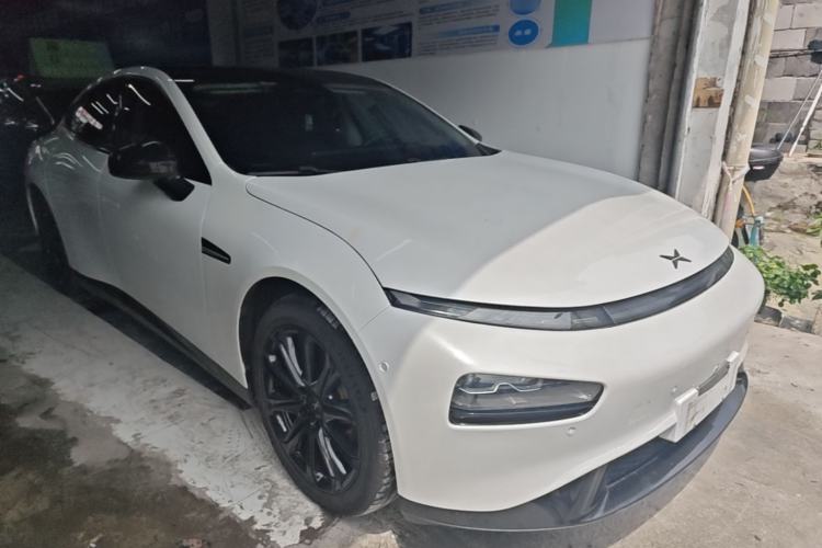 Used XPeng P7 2020 562N Performance Edition Front Right 45 Deg