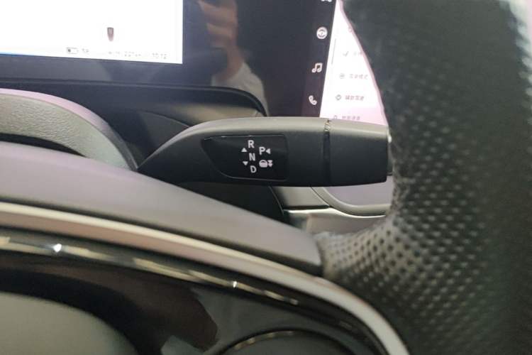 Used XPeng P7 2020 670E Gear Lever