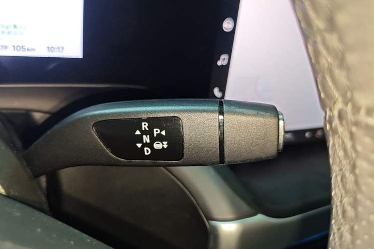Used XPeng P7 2020 586N Gear Lever