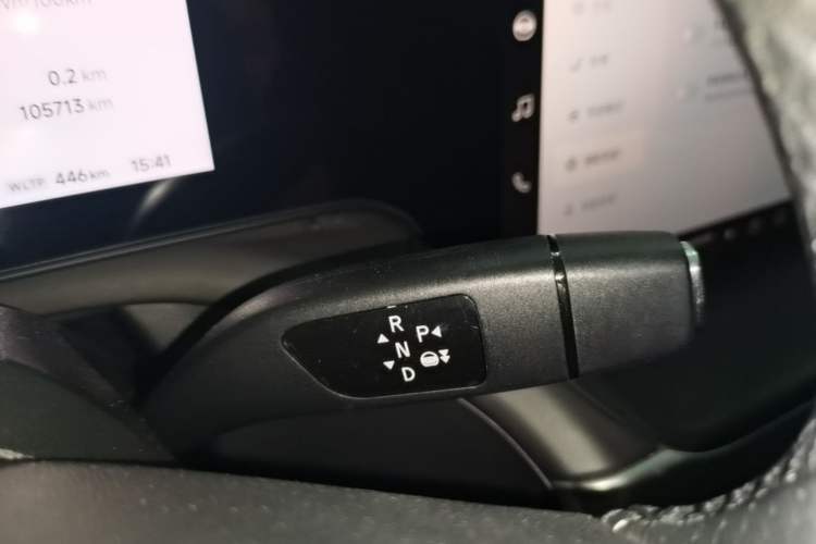 Used XPeng P7 2020 586N Gear Lever