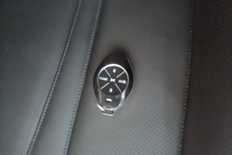 Used XPeng P7 2020 670E Interior 1