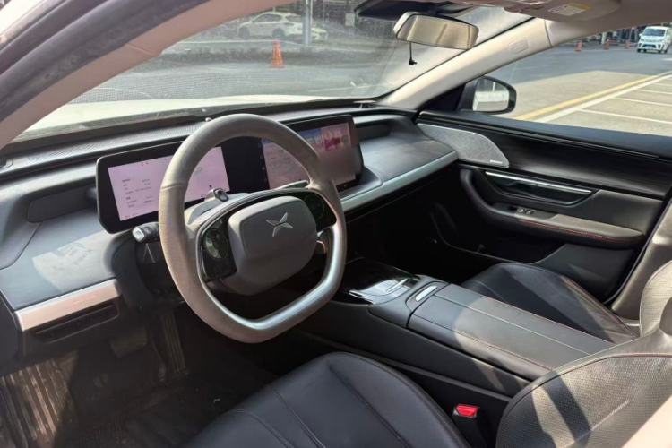 Used XPeng P7 2020 562N Performance Edition Interior 1