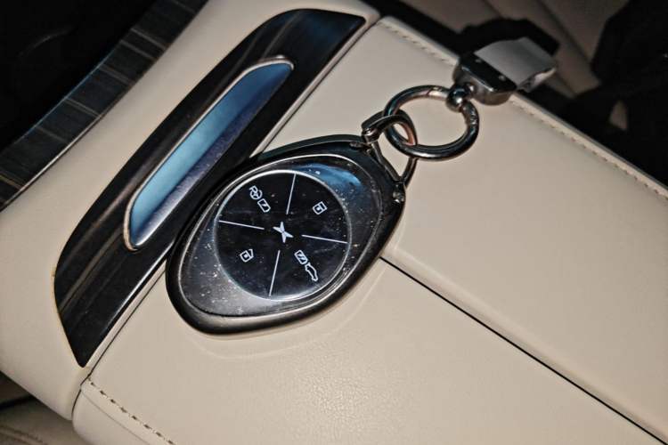 Used XPeng P7 2020 670E Interior 1