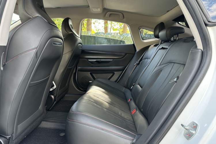 Used XPeng P7 2020 670N Interior 2