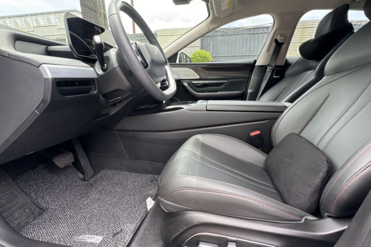 Used XPeng P7 2020 670N Interior 2