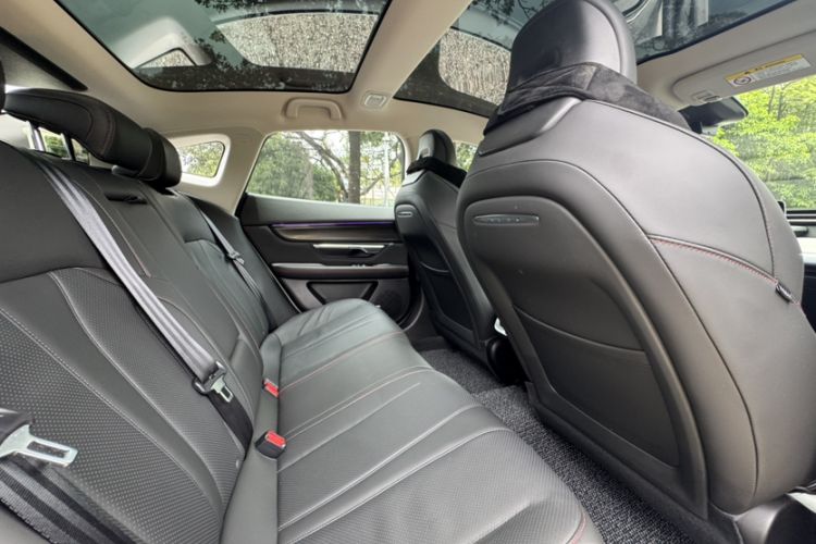 Used XPeng P7 2020 670N Interior 4
