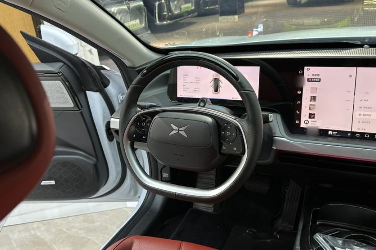 Used XPeng P7 2020 670E Interior 5