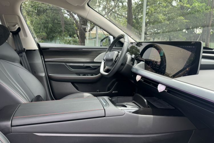 Used XPeng P7 2020 670N Interior 5