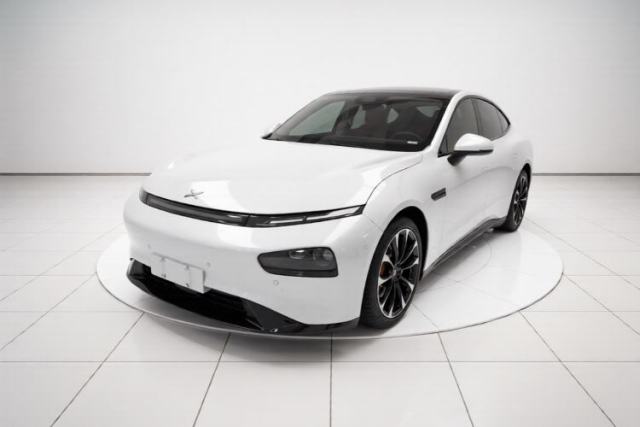 Ojetý XPeng P7 2020 670E