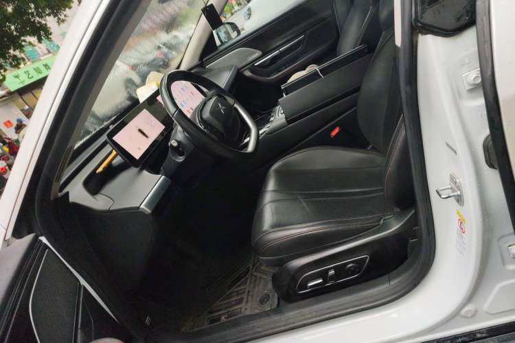 Used XPeng P7  Left Front Seat