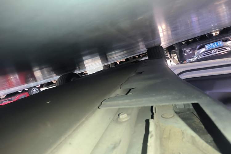 Used XPeng P7 2020 670N Left Side Sill