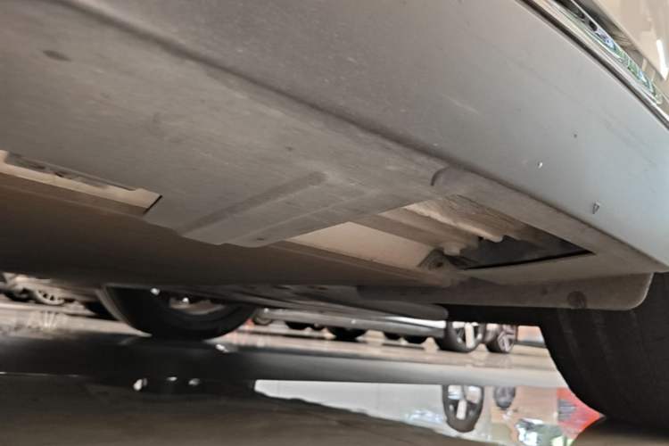Used XPeng P7 2020 670E Left Side Sill