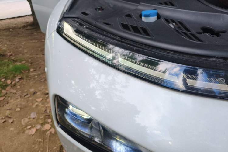 Used XPeng P7 2020 670E Right Front Headlight