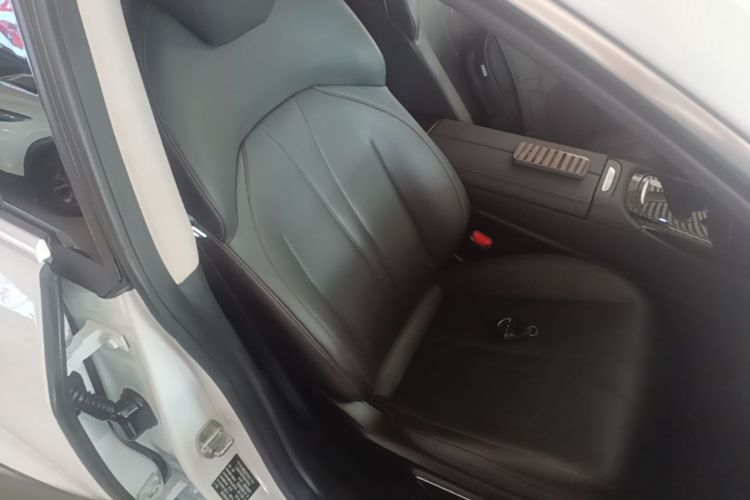 Used XPeng P7 2020 670E Right Front Seat
