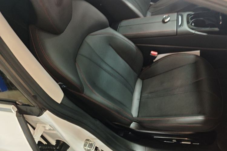 Used XPeng P7 2020 586N Right Front Seat