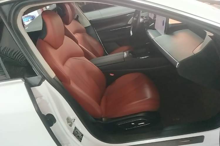 Used XPeng P7 2020 586E Right Front Seat