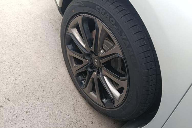 Used XPeng P7 2020 670N Right Rear Wheel Hub