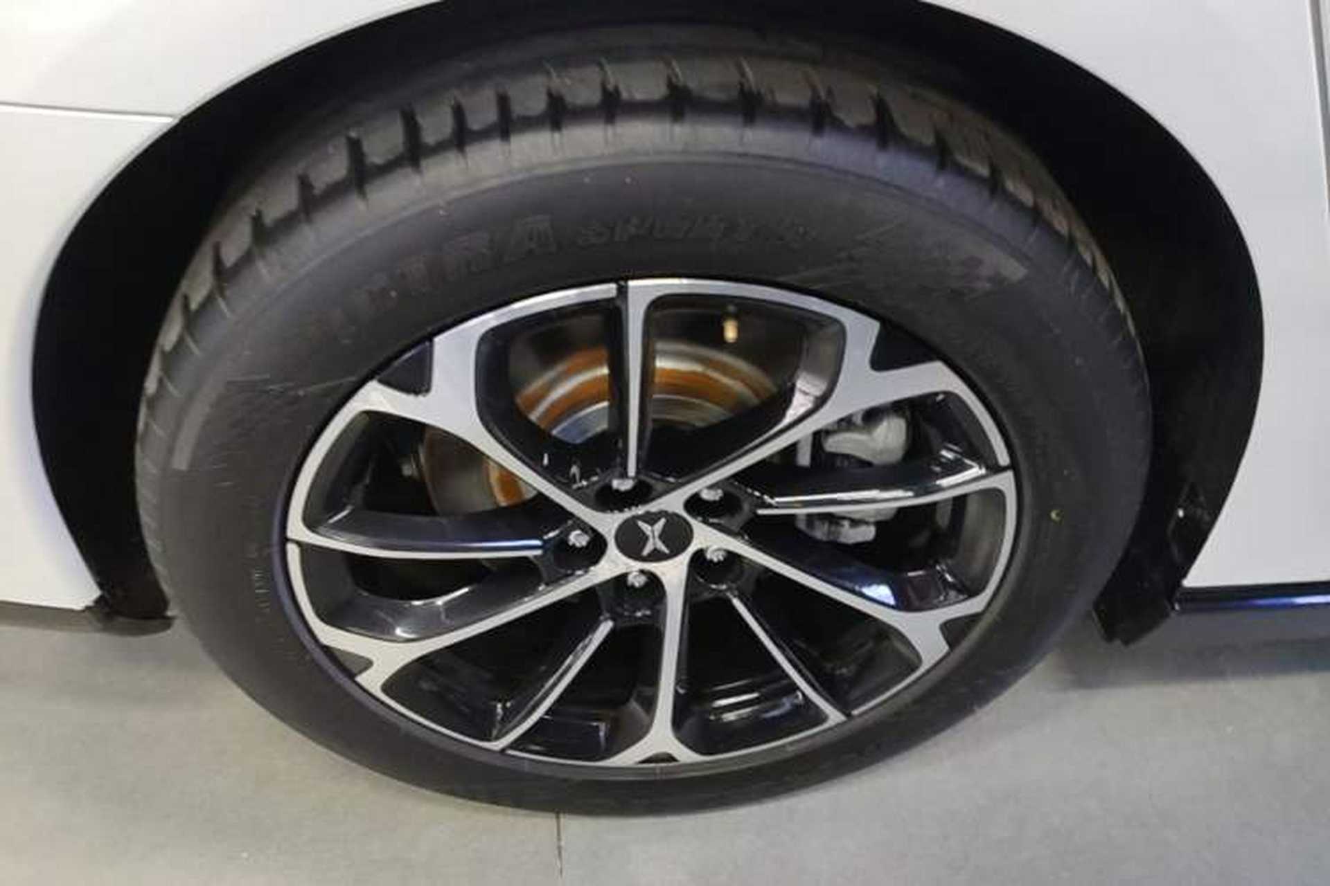 Used XPeng P7 2020 670N Right Rear Wheel Hub