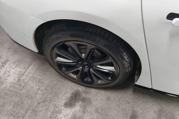 Used XPeng P7 2020 670E Right Rear Wheel Hub