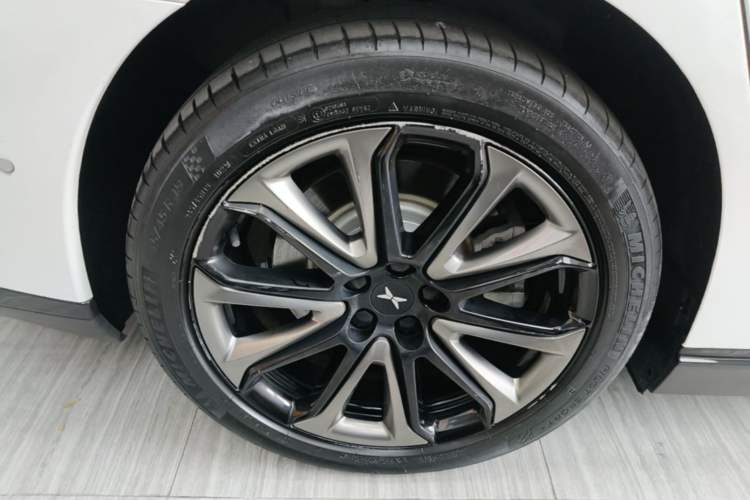 Used XPeng P7 2020 670N Right Rear Wheel Hub
