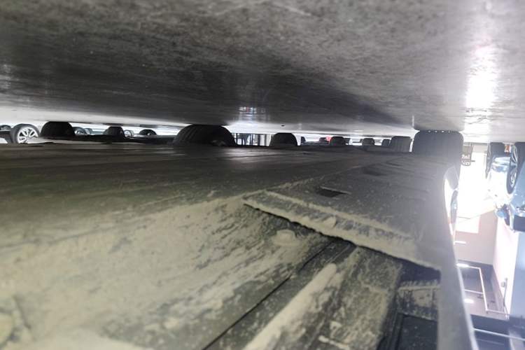 Used XPeng P7 2020 Rear-Drive Long-Range Smart Drive Version Right Side Sill