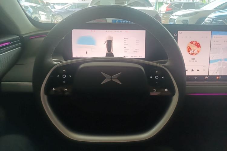 Used XPeng P7 2020 670E Steering Wheel