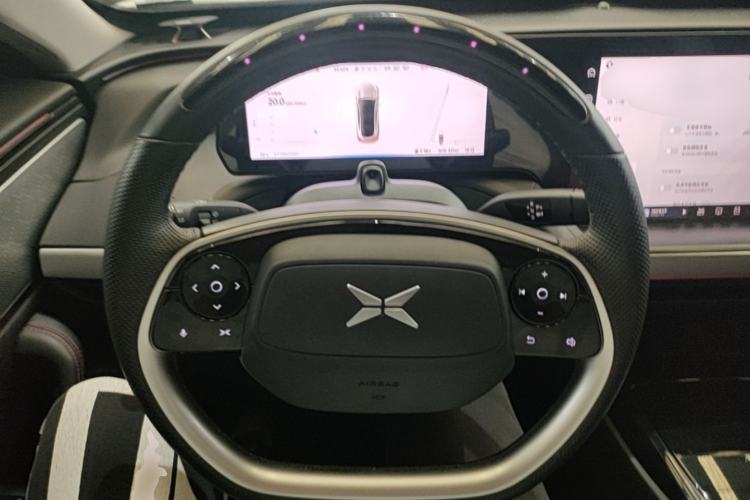 Used XPeng P7 2020 670E Steering Wheel