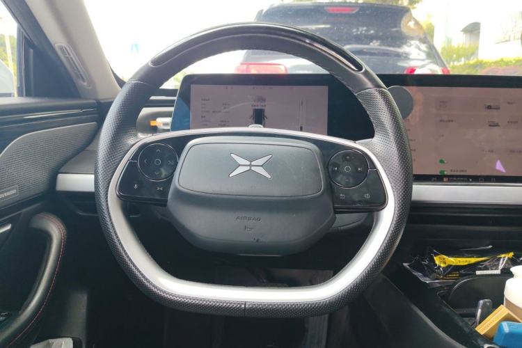 Used XPeng P7 2020 586N Steering Wheel