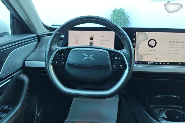 Used XPeng P7 2020 Rear-Drive Long-Range Smart Drive Version Steering Wheel