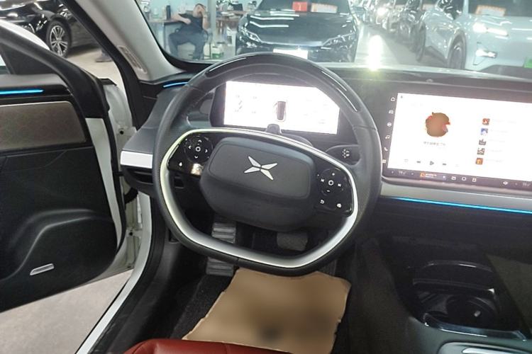 Used XPeng P7 2020 Rear-Drive Long-Range Smart Drive Version Steering Wheel