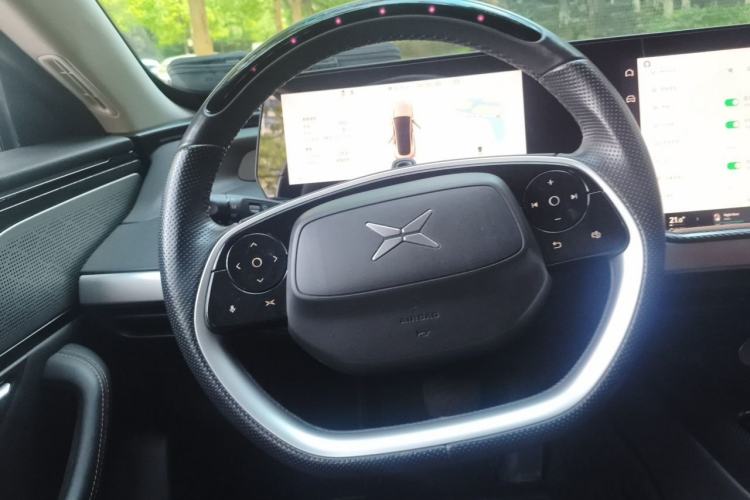 Used XPeng P7 2020 670E Steering Wheel