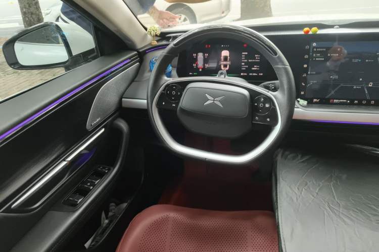 Used XPeng P7 2020 670N Steering Wheel