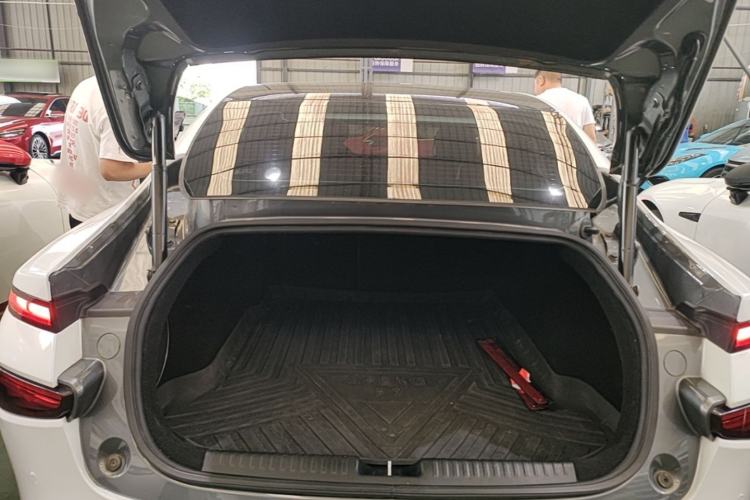Used XPeng P7 2020 670E Trunk