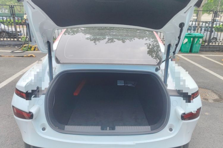 Used XPeng P7 2020 670N Trunk