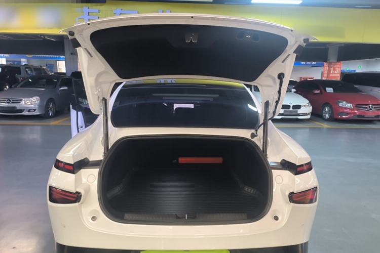 Used XPeng P7 2020 670N Trunk
