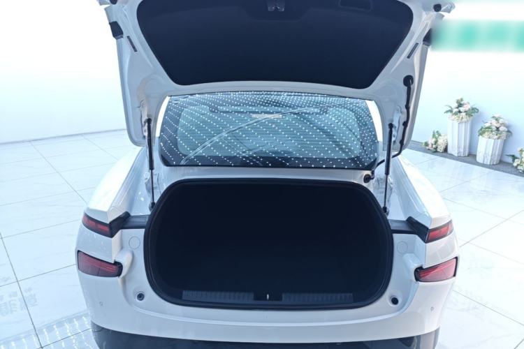 Used XPeng P7 2020 Rear-Drive Long-Range Smart Drive Version Trunk