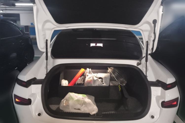 Used XPeng P7 2020 586N Trunk