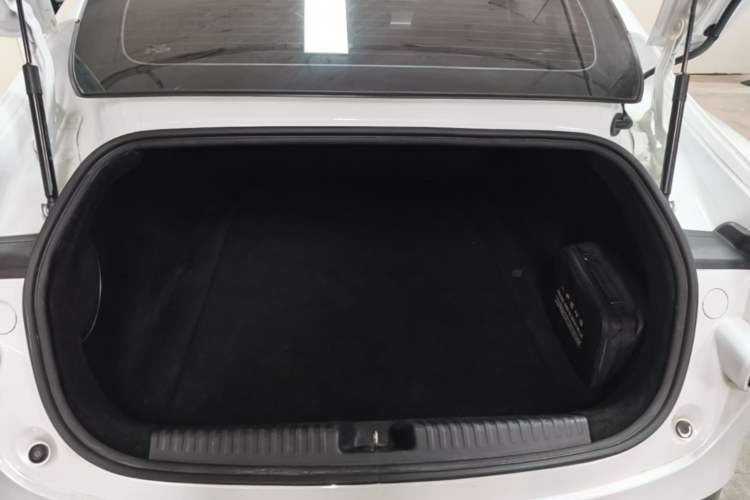 Used XPeng P7 2020 670E Trunk