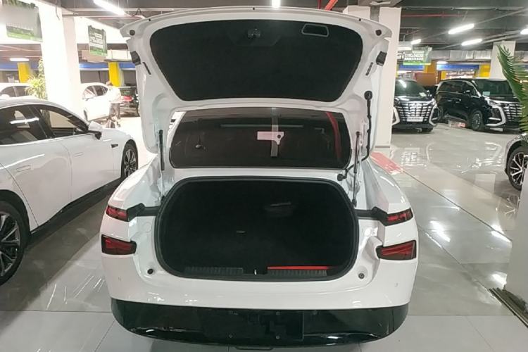Used XPeng P7 2020 586E Trunk