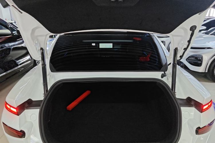 Used XPeng P7 2020 670E Trunk