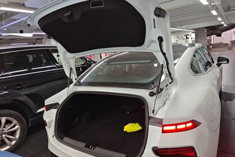 Used XPeng P7 2020 586N Trunk
