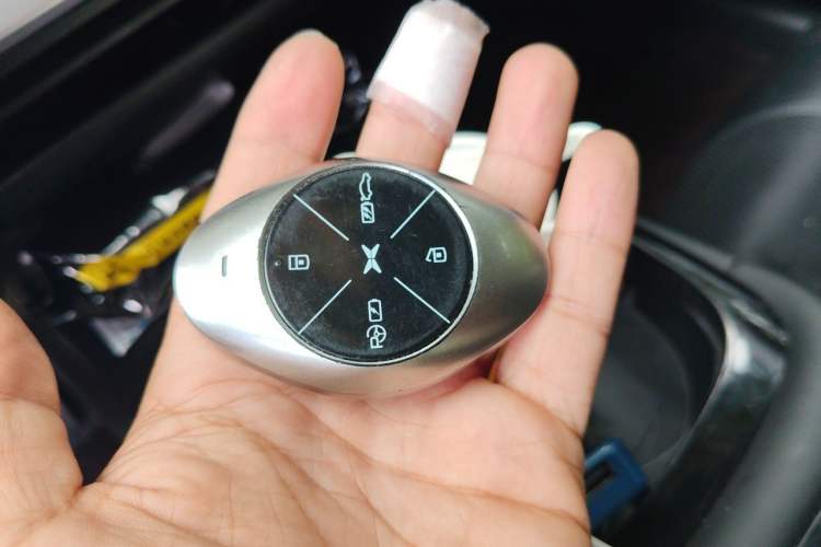 Used XPeng P7 2020 586N Vehicle Key